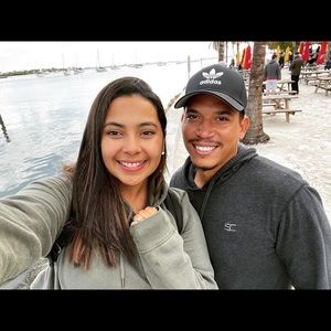 Meet your Posher, Cynthia